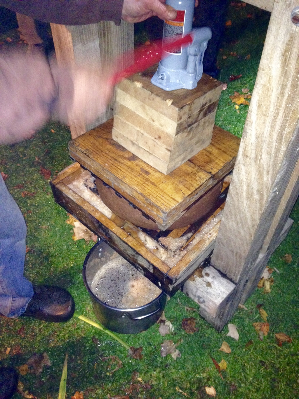 Apple Press in Action