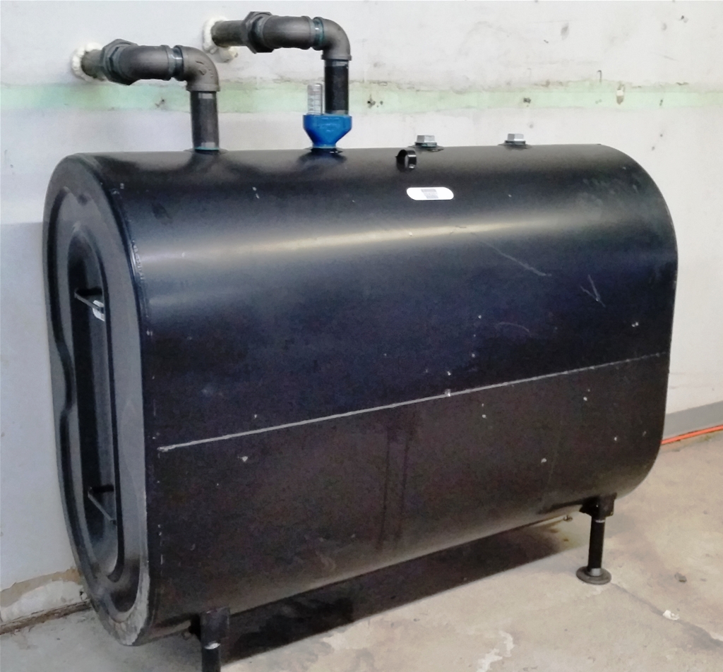 fuel oil storage tank